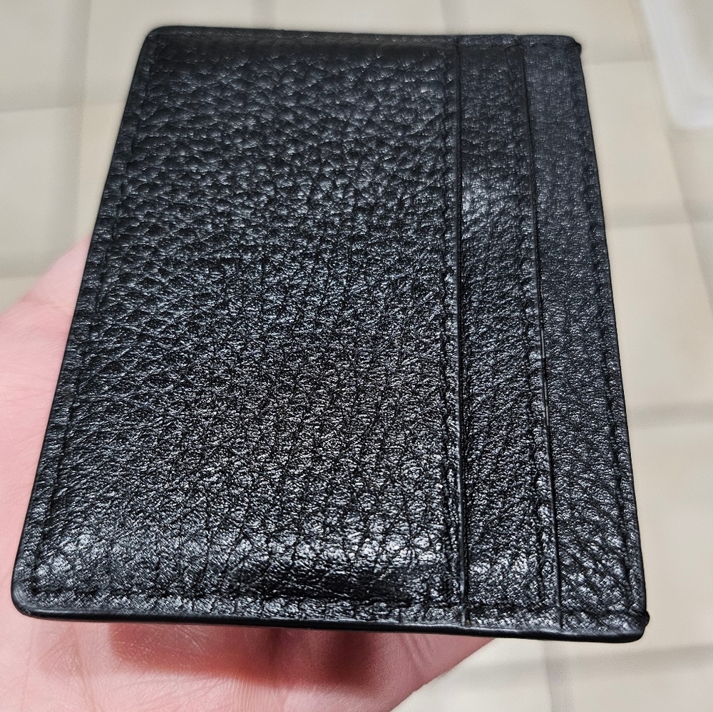 Marc Jacobs Empire City Pebbled Black Card Holder EUC - Picture 8 of 12